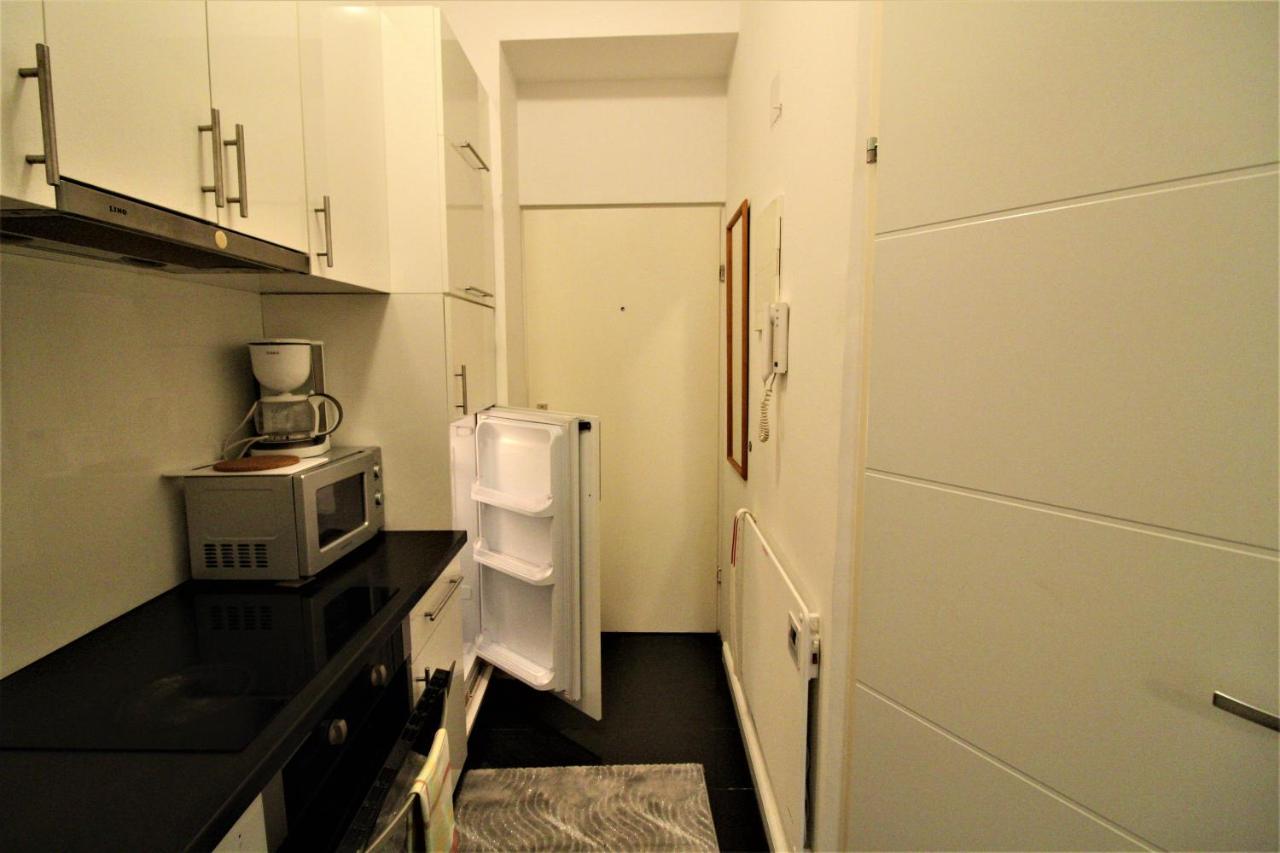 Small Studio Close To City Center 维也纳 外观 照片