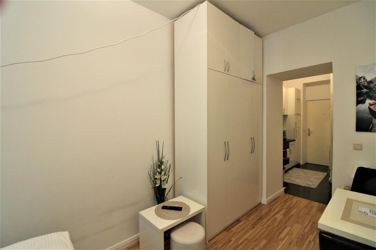Small Studio Close To City Center 维也纳 外观 照片